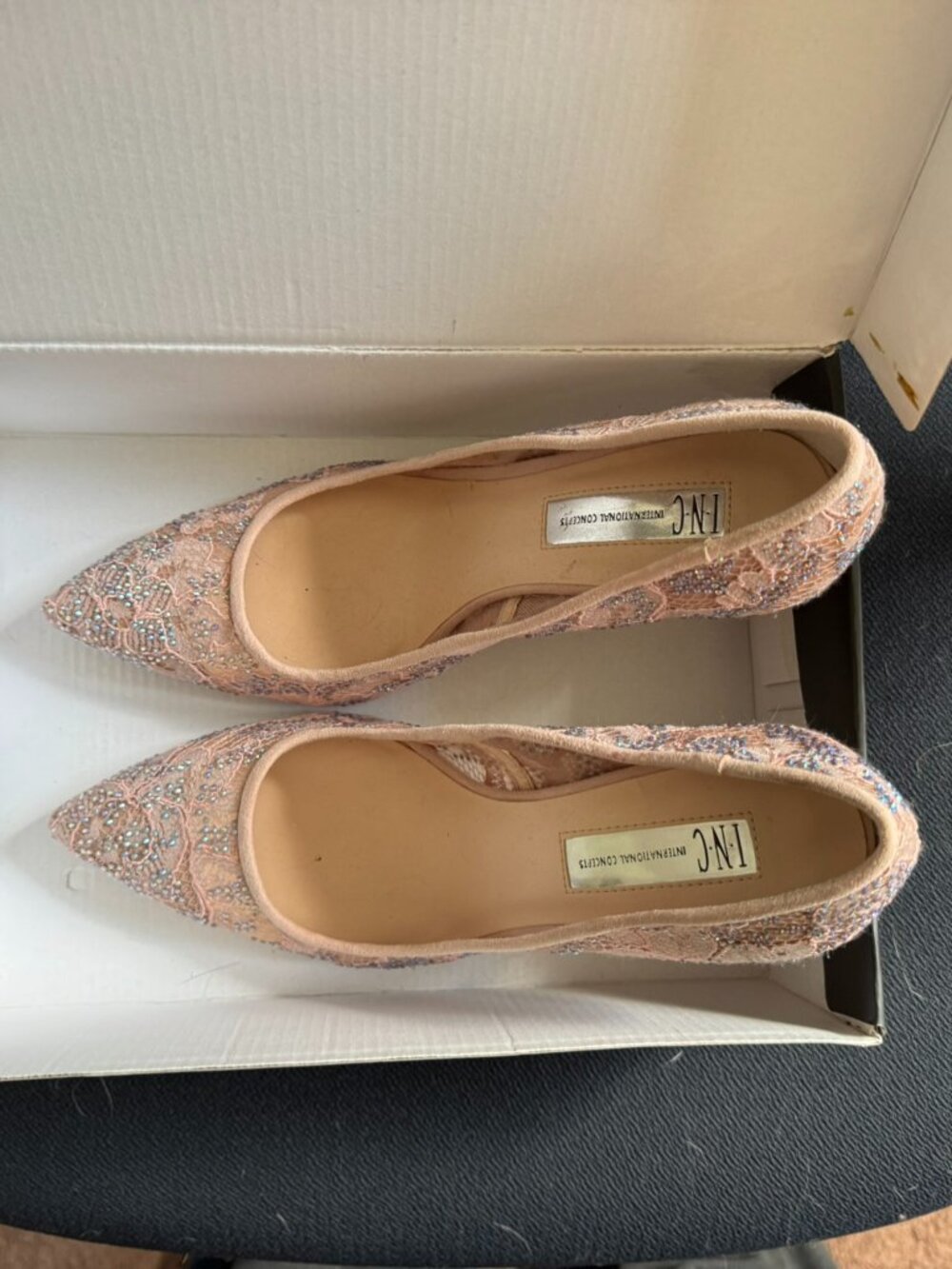 INC International Concepts Katyah Pink Petal Lace Beaded Pumps. Size 8. NWT.